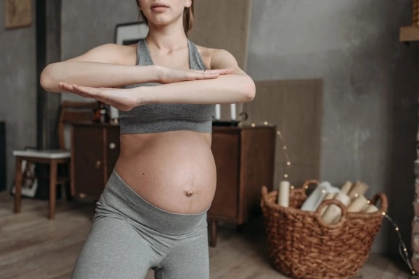 代孕妈妈的免疫系统和激素水平必须保持在合适的范围内